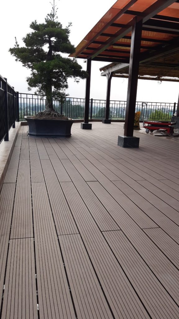 Tìm hiểu về thông tin sàn nhựa giả gỗ tại Bình Dương